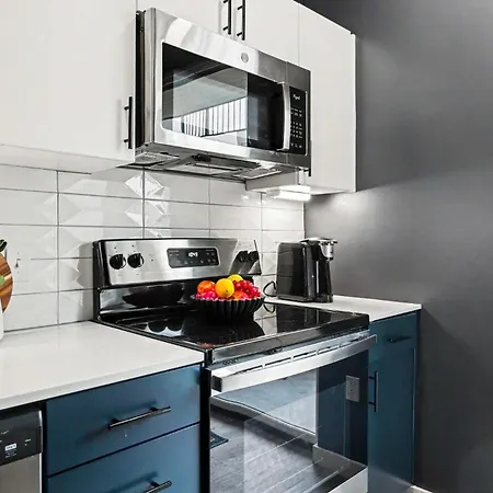 Holiday home Nocturne - Pool & Gym - Mins To Broadway Nashville
