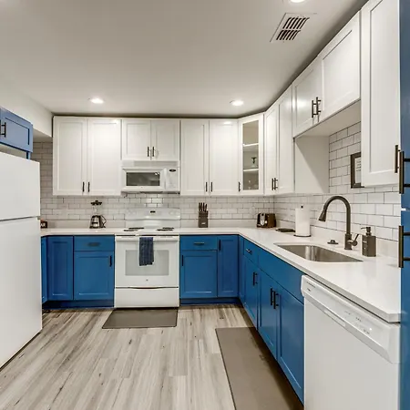 Apartment 5 Mi To Nissan Stadium & Broadway! *