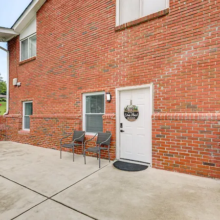 Apartment 5 Mi To Nissan Stadium & Broadway! Nashville
