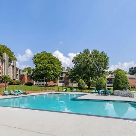Apartment Preakness Ideal For Work Or Play *