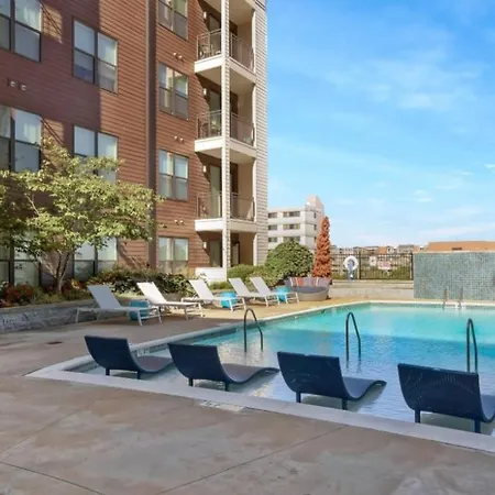 Midtown - 5 Min To Broadway - Free Secured Parking - Pool Apartment Nashville