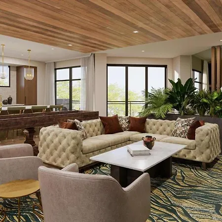 Landing Modern 2bd Gym Courtyard Apartment