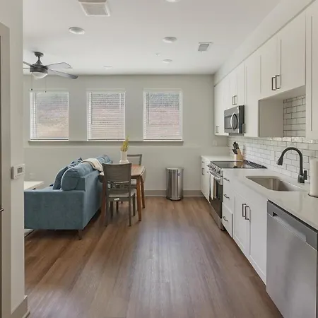 Landing Modern 2bd Gym Courtyard * Nashville