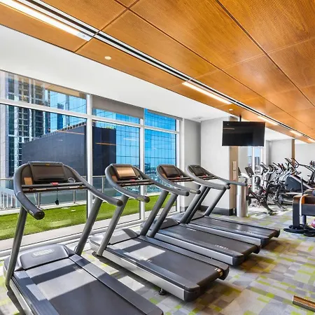 Apartment Broadway Views Lux Gulch Condo+ Private Balcony