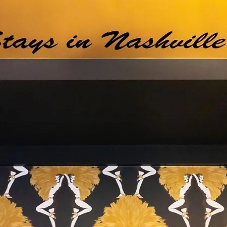 The Songbird-luxury Penthouse Steps To Broadway Holiday home