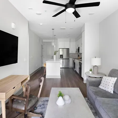 Landing Modern 2bd Gym Courtyard