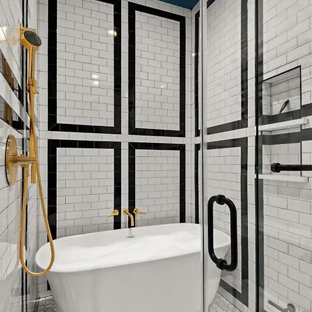 The Songbird-luxury Penthouse Steps To Broadway Nashville