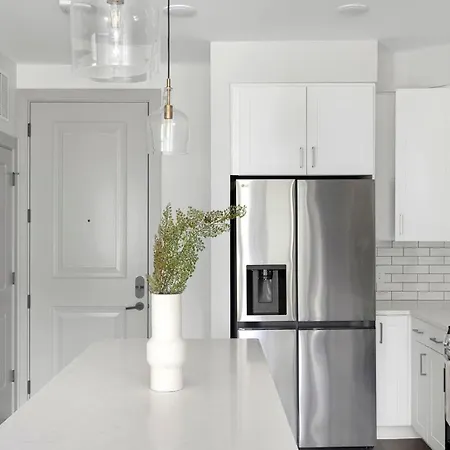 Landing Modern 2bd Gym Courtyard Apartment Nashville