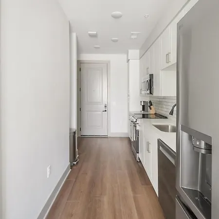 Apartment Landing Modern 2bd Gym Courtyard *