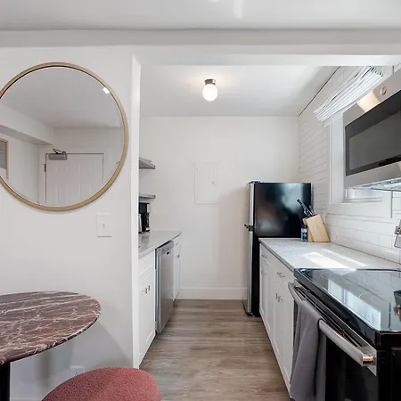 1705 State Street 5*