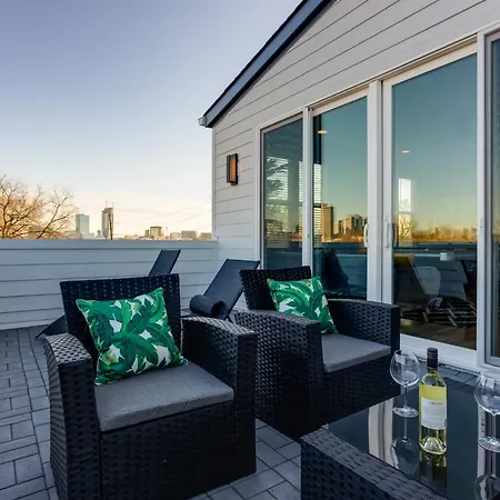 Twin Townhomes - 8br Sleeps 24 Near Dt Nashville