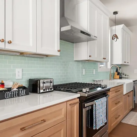 Germantown Gem 4br Sleeps 10 Minutes To Downtown Holiday home Nashville