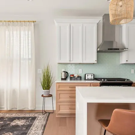 Germantown Gem 4br Sleeps 10 Minutes To Downtown * Nashville