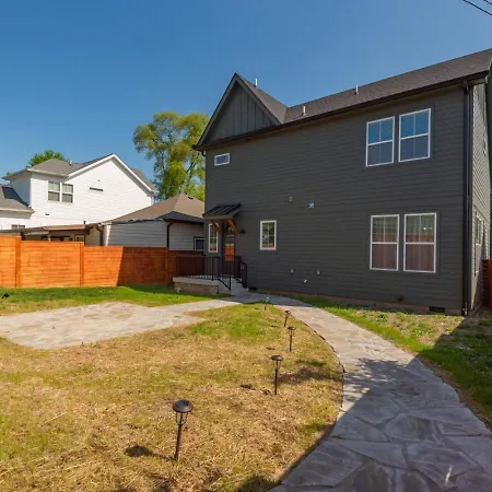 Germantown Gem 4br Sleeps 10 Minutes To Downtown Nashville