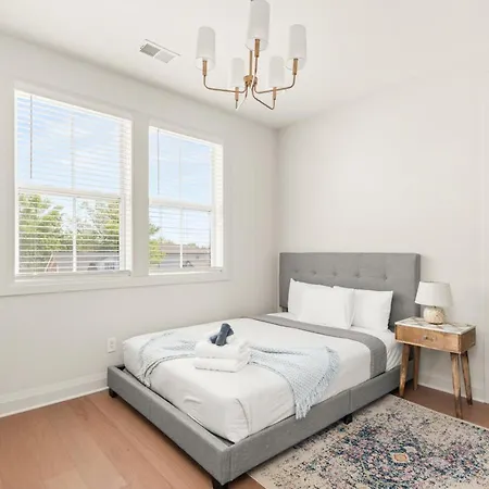 Holiday home Germantown Gem 4br Sleeps 10 Minutes To Downtown