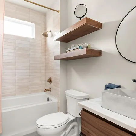 Germantown Gem 4br Sleeps 10 Minutes To Downtown