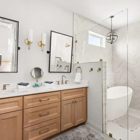 Germantown Gem 4br Sleeps 10 Minutes To Downtown Holiday home Nashville