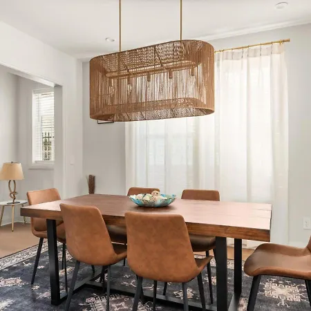Germantown Gem 4br Sleeps 10 Minutes To Downtown Nashville