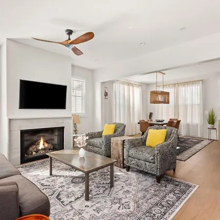 Germantown Gem 4br Sleeps 10 Minutes To Downtown Nashville