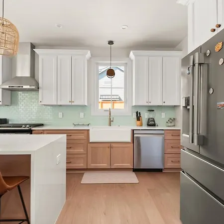 Germantown Gem 4br Sleeps 10 Minutes To Downtown