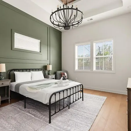 Germantown Gem 4br Sleeps 10 Minutes To Downtown Holiday home