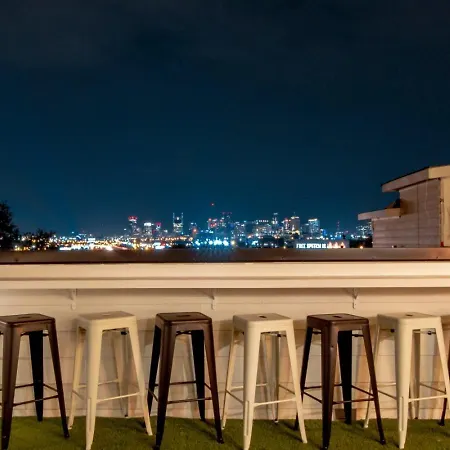 Playmate Lounge Rooftop Hot Tub Game Holiday home