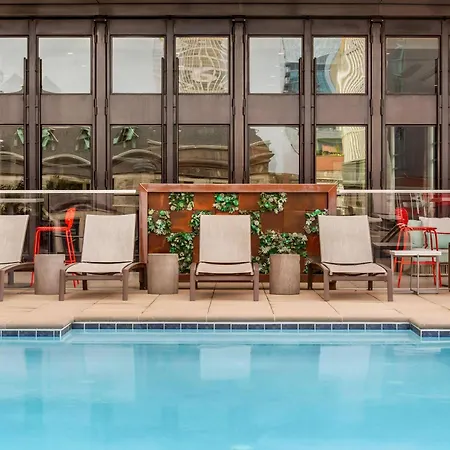 Hotel Cambria Downtown 4*
