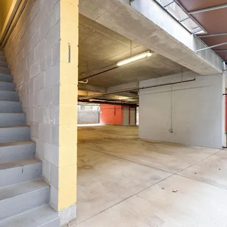 Spacious 3-story West End | Free Garage Parking For 2 | Walk To Vanderbilt & Music Row * Nashville