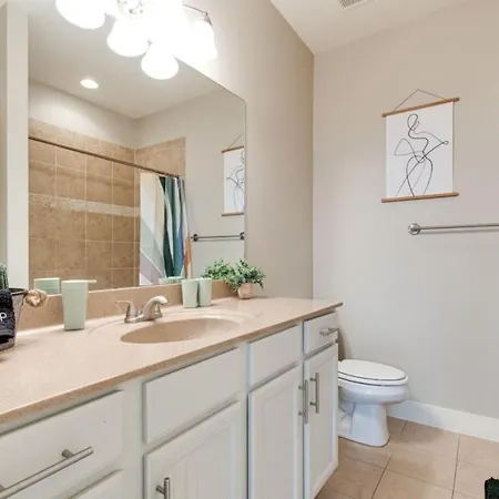 3-story West End | Free Garage Parking | Near Vanderbilt Medical Nashville