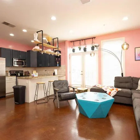 Apartment Pink Experience - West End Broadway & Restaurants