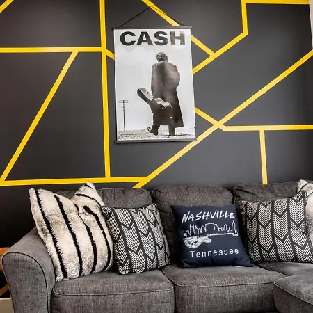 Apartment The Johnny Cash - Music Row District - Free Garage Parking - King Bed