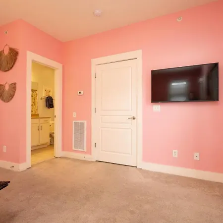 Apartment Pink Experience - West End Broadway & Restaurants