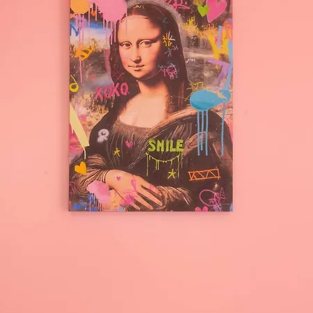 Pink Experience - West End Broadway & Restaurants * Nashville