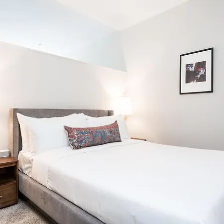 Cozysuites At Music Row Apartment *