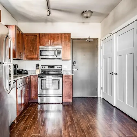 Cozysuites At Music Row Apartment *