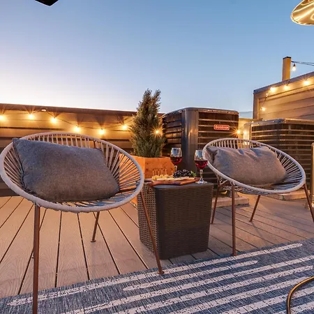 Holiday home Nash Chic Near Dt Rooftop Luxe Comfort *