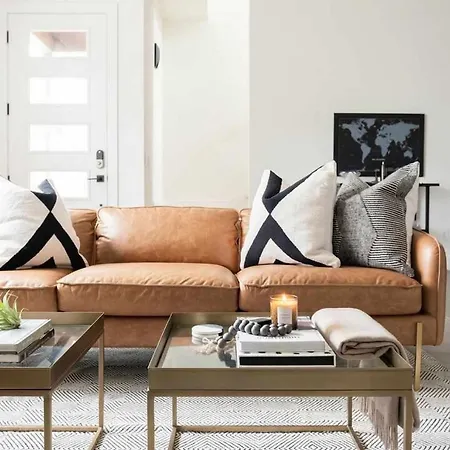 Holiday home Nash Chic Near Dt Rooftop Luxe Comfort Nashville