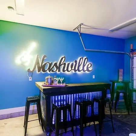 Game And Skydeck - Book Today Holiday home Nashville