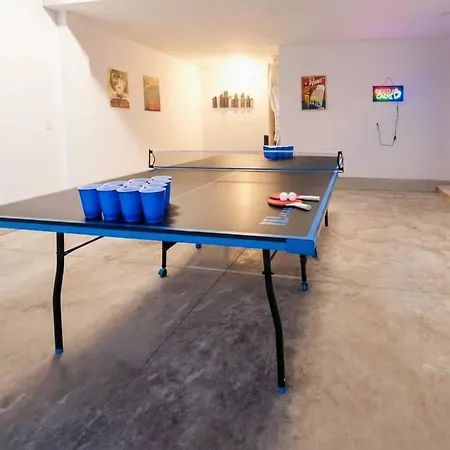 Downtown Luxury - 10 Beds & Free Parking Nashville