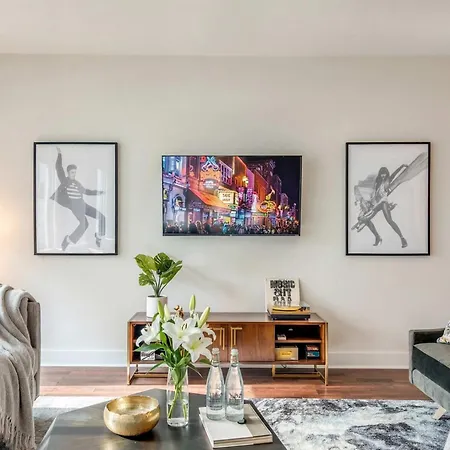 Downtown Luxury - 10 Beds & Free Parking Nashville