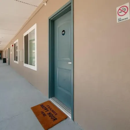 New 4 Bedroom Near Dt Walk To Restaurants *