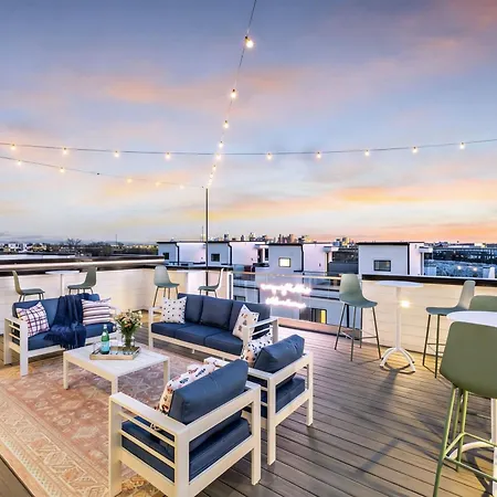 Holiday home New Nash Eras - 15 Beds - Hot Tub On Rooftop Deck Nashville