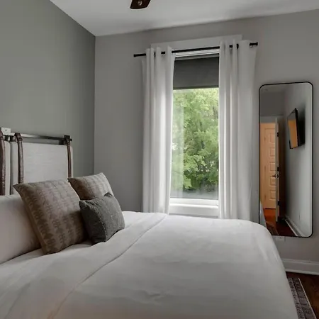 Unforgettable Townhome-close To Broadway-10 Beds! * Nashville