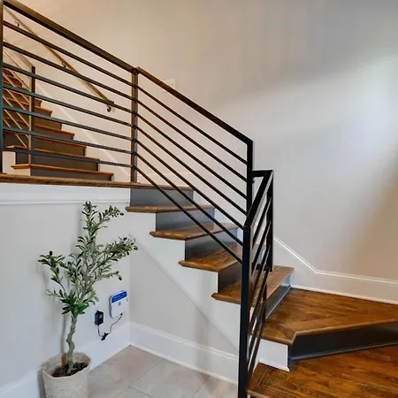 Unforgettable Townhome-close To Broadway-10 Beds! Holiday home Nashville