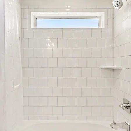 Beautiful Balcony Sleeps 12 4 Miles From Broadway *