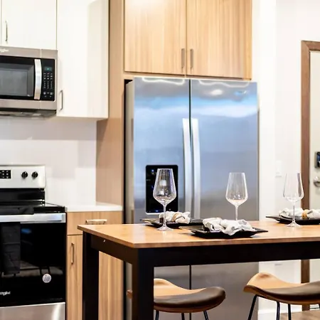 Apartment 2br, Haven At Gulch W/ Rooftop Pool & Views Nashville