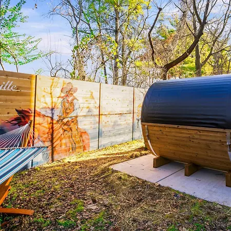 Rooftop Hot Tub Game Barrel Sauna Holiday home