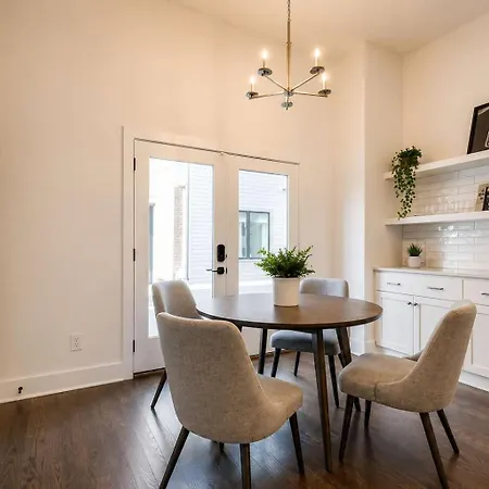 2 West End Homes Minutes To Broadway * Nashville