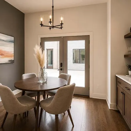 2 West End Homes With Stunning Rooftop Views