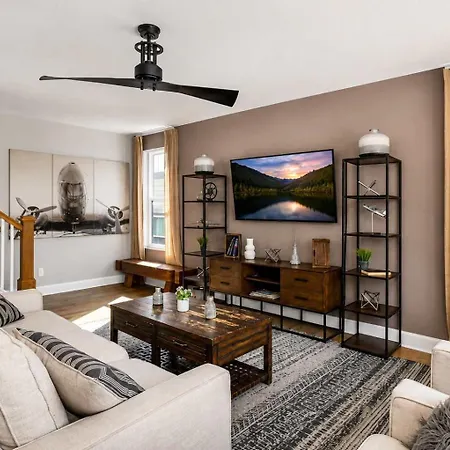 Spacious Close To Belmont Rooftop * Nashville